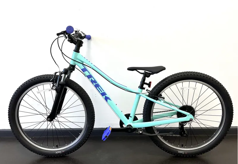 EX DISPLAY Trek Precaliber 24 Inch Suspension 8 Speed Kids Bike 2023 in Aloha Green-1